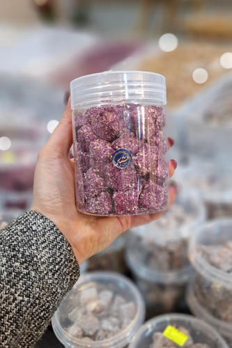 لوکوم گل محمدی مغزدار